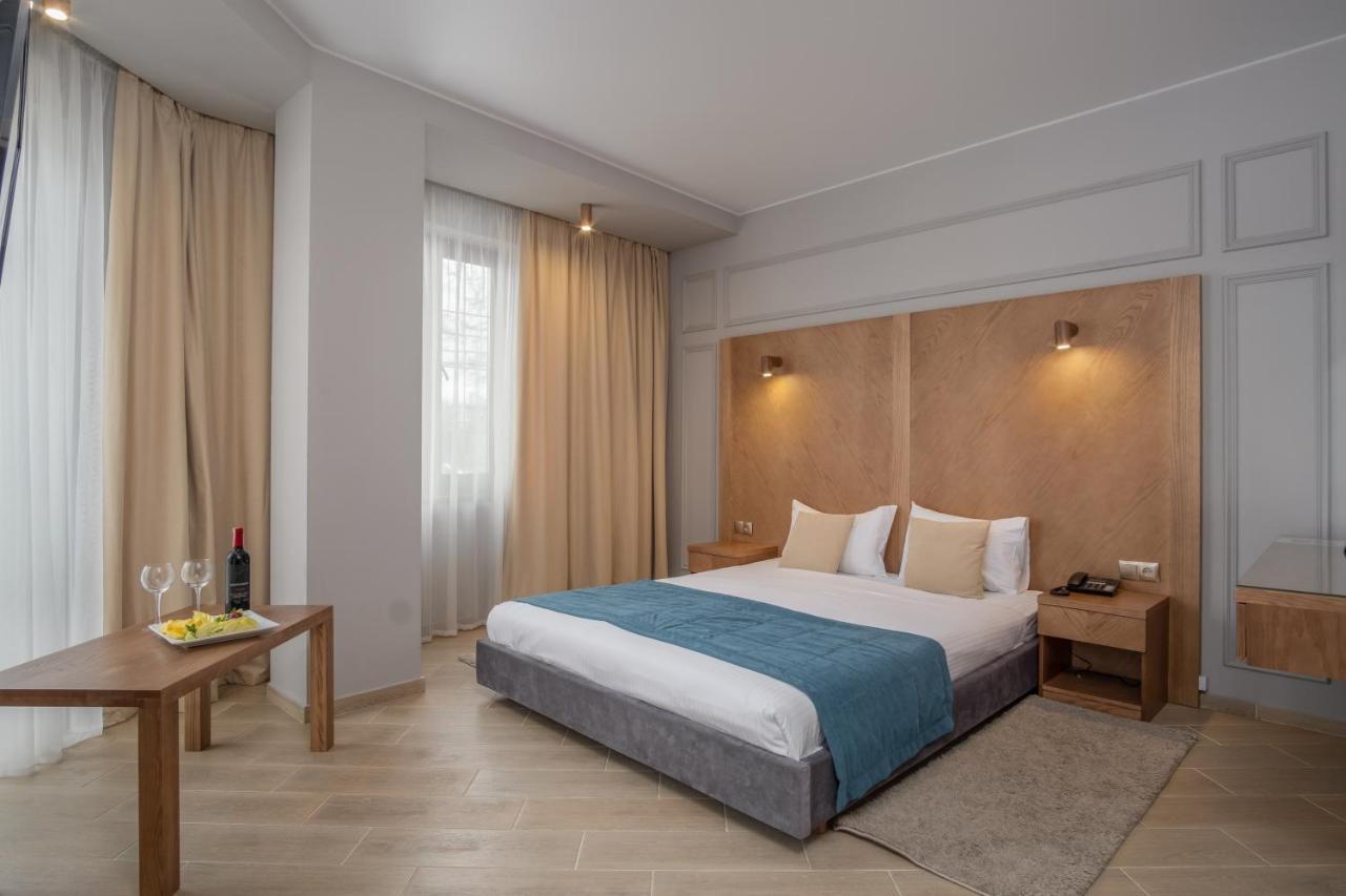 Boomerang Boutique Hotel Odesa Exterior foto